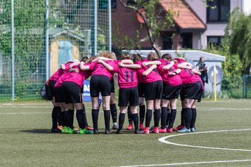 Bild 23 - B-Juniorinnen Pokalfinale SV Henstedt Ulzburg - SG Holstein Sued : 2:0